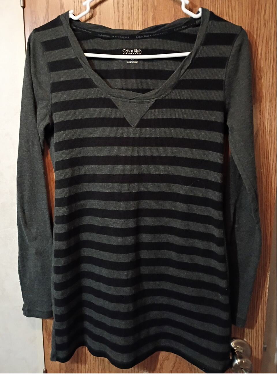 Calvin Klein Performance Stripe Tunic Top XS Crossover Neck Athleisure BlackGray